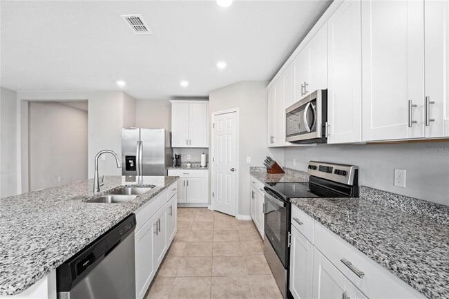 Building Photo - 3053 Cassidy Ln