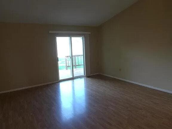 Building Photo - 4787 Sunvalley Dr