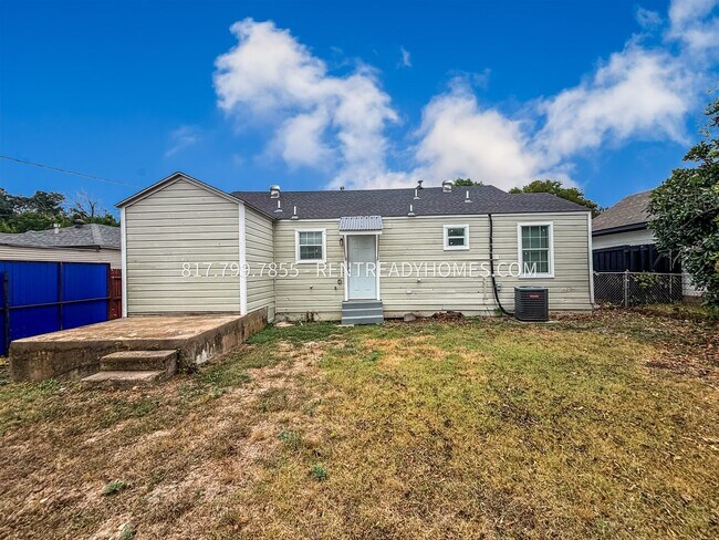 Building Photo - 6918 Overlook Dr
