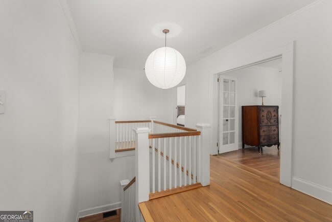 Building Photo - 374 8th St NE