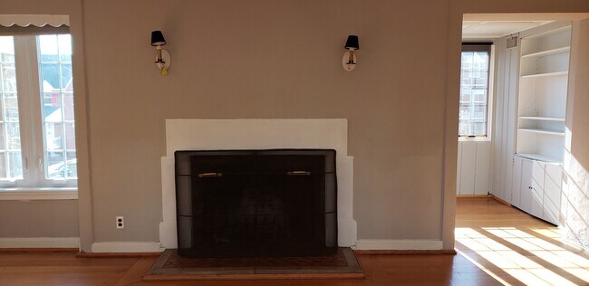 Building Photo - Spacious Tudor-style home in Woodridge DC convenient to Catholic U & Brookland Metro