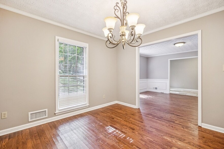 Building Photo - 240 Brandenburgh Cir
