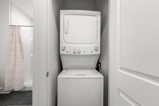 Building Photo - 230 Bill Kennedy Wy SE