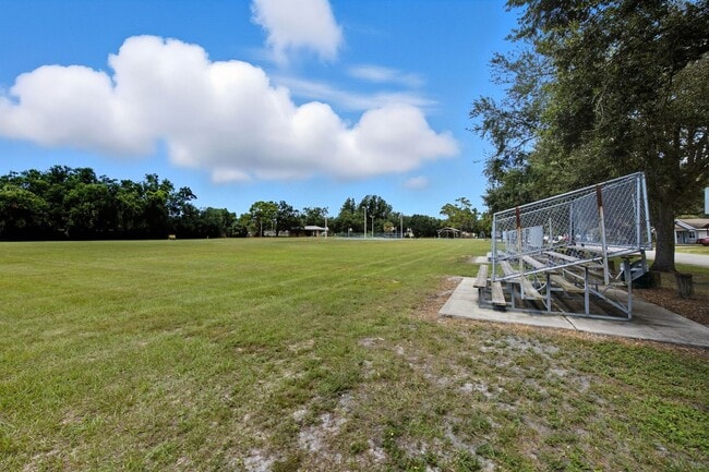 Building Photo - 6236 S Martindale Ave