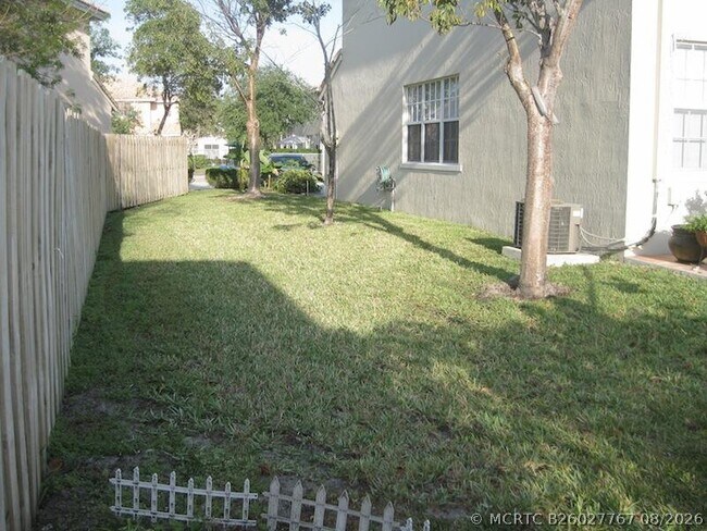 Building Photo - 4070 NW 91st Terrace