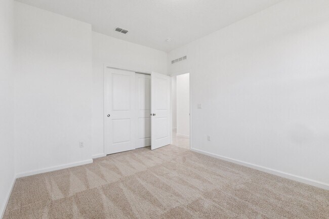 Building Photo - 3712 Watercliff Cir