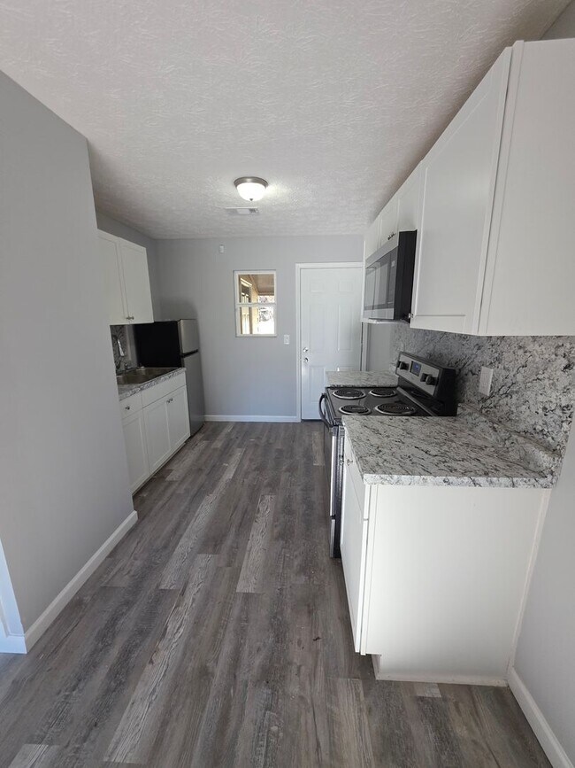 Building Photo - Ragland