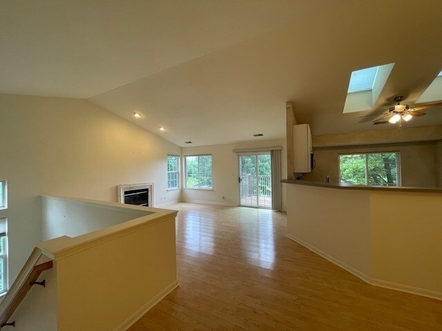 Building Photo - 2397 Madiera Ct