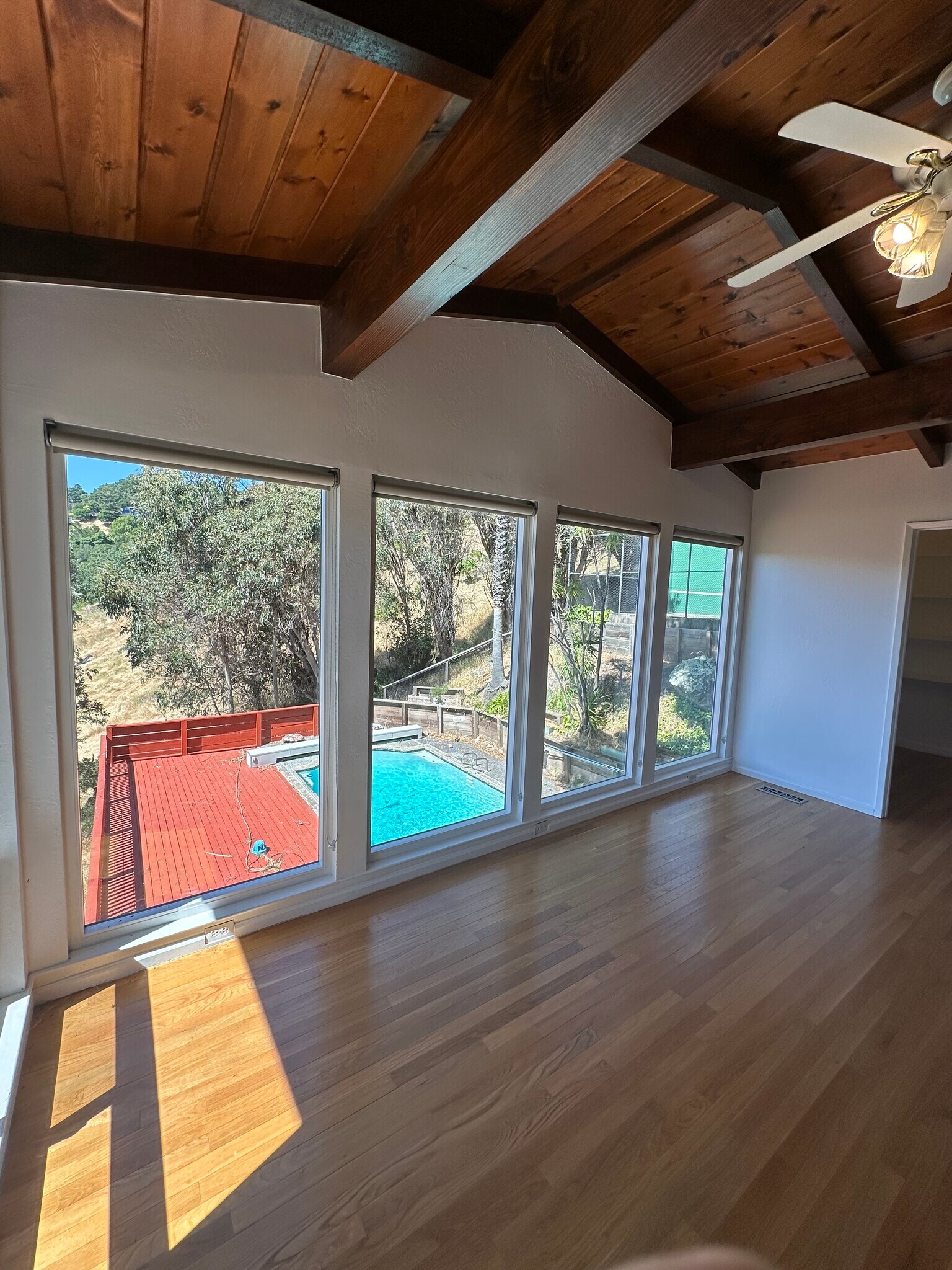 Building Photo - 18 Pepper Way