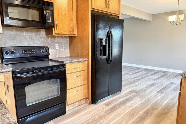 Building Photo - 3509 Sierra Madre