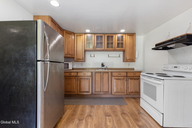 Building Photo - 6370 Frenchs Hollow Rd