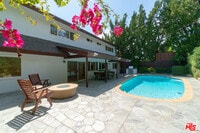 Building Photo - 4220 Towhee Dr
