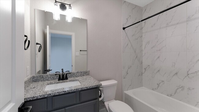 Building Photo - 15607 Rising Wren Ct