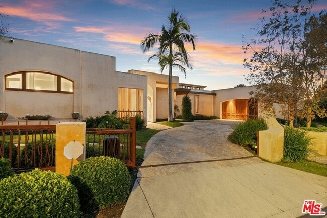 Building Photo - 1740 Carla Ridge