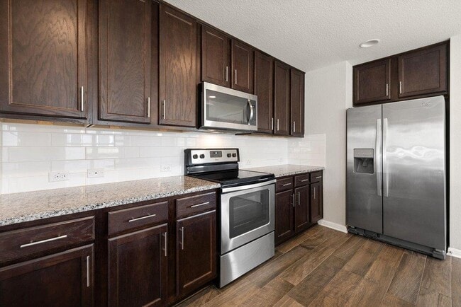 Building Photo - 719 Coconut Grove St