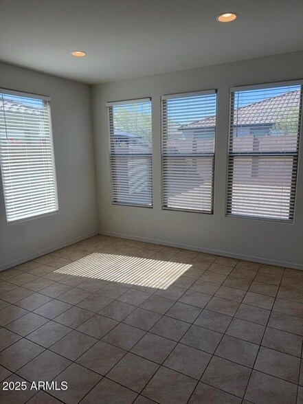 Building Photo - 19928 W Buchanan St