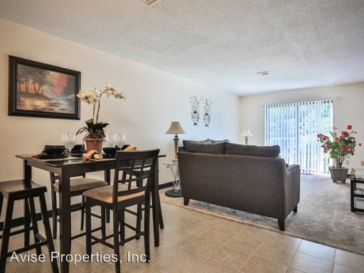 Building Photo - 190 Ledge St