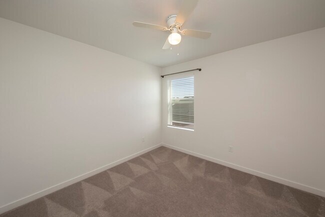 Building Photo - 11144 Maroon Bells Dr