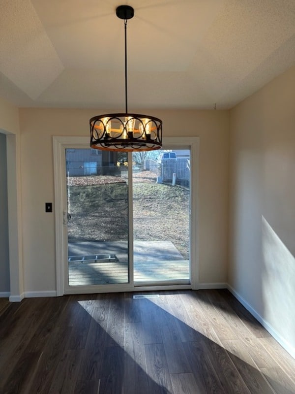 Building Photo - 305 SE 2 St