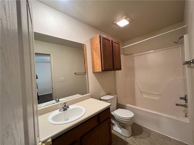 Building Photo - 2299 Skyler Dr
