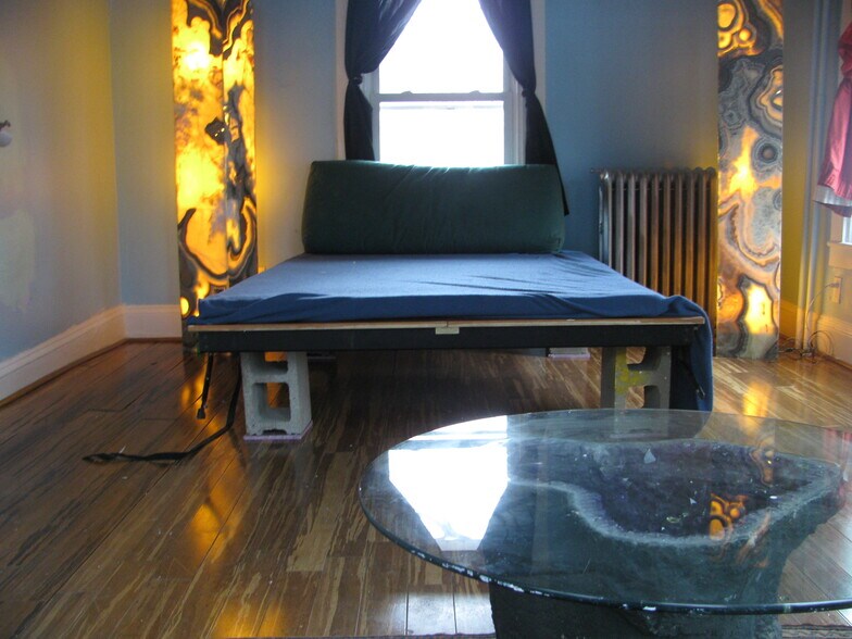 Building Photo - 2 Appian Way