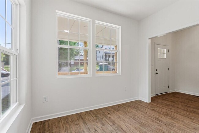 Building Photo - Gorgeous New Construction in Downtown Durham – Move-In Ready!