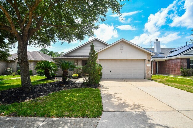 Primary Photo - 16211 Cole Bridge Ln