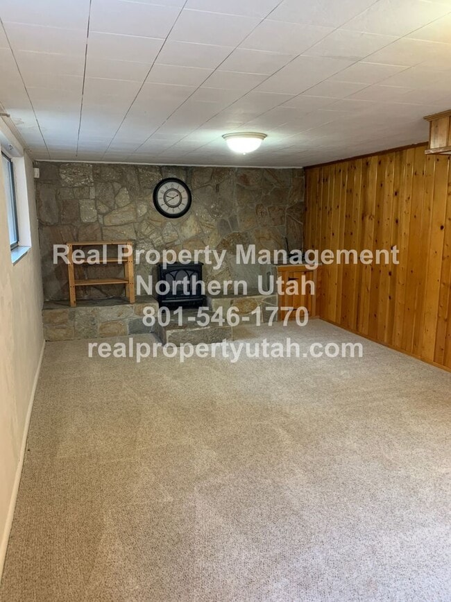 Building Photo - 3 bed 1.5 bath Ogden Home Coming Soon
