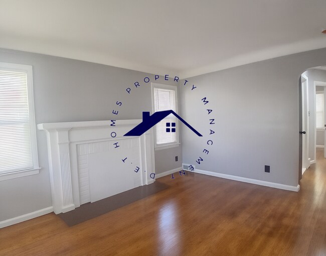 Building Photo - 10510 Lanark St