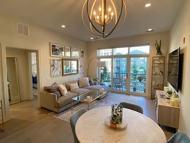 Building Photo - 575 S Goddard Blvd