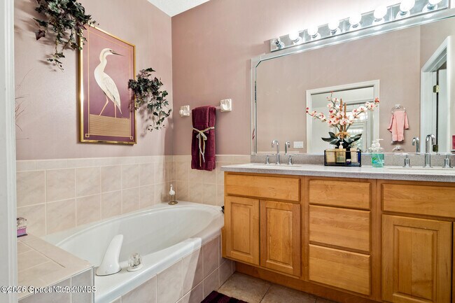 Building Photo - 4932 Oaklefe Ct