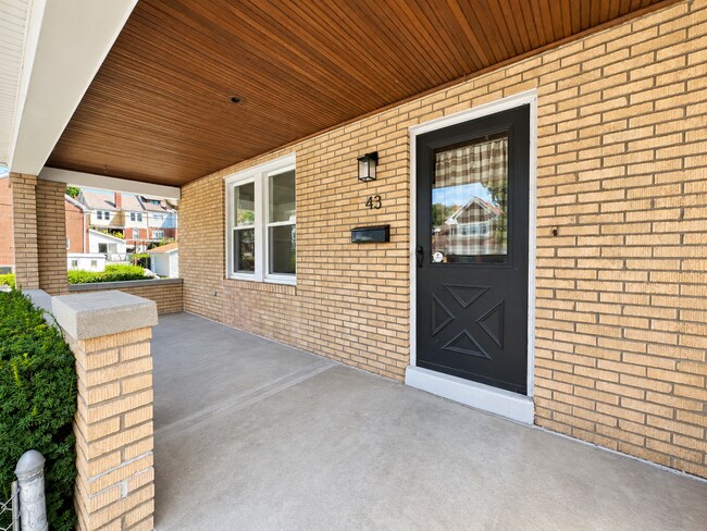 Building Photo - 43 Estella Ave