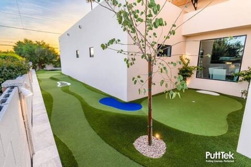 Building Photo - 5854 N 42nd St