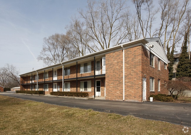 Building Photo - One Bedroom Apartment in Clawson