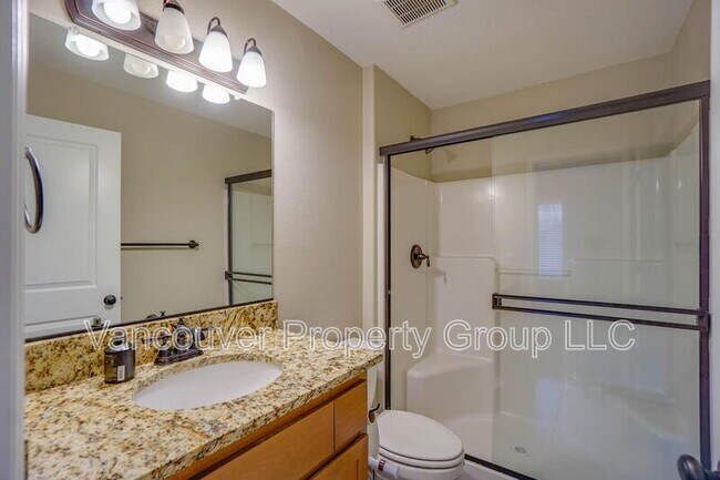 Building Photo - 1114 Division St