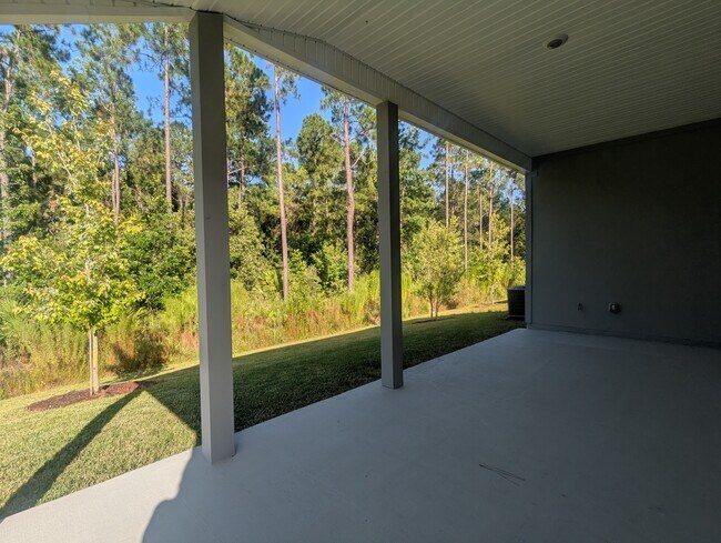 Building Photo - 116 Zancara St