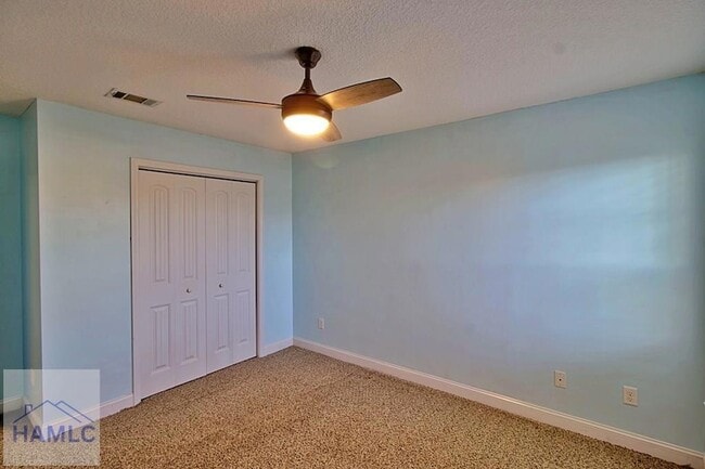 Building Photo - 702 Auburn Cv