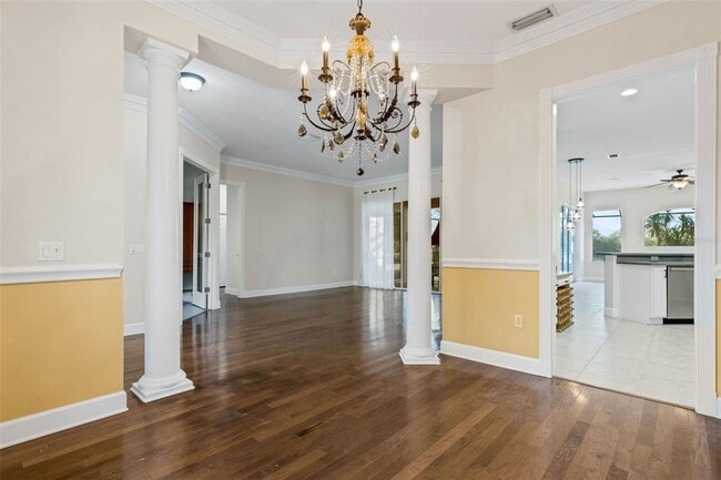 Building Photo - 11011 Hyacinth Pl