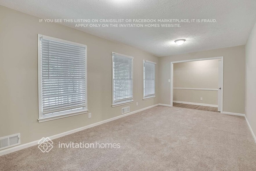 Building Photo - 6236 Shallow Creek Ln