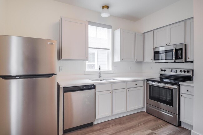 Building Photo - 2207 Government St