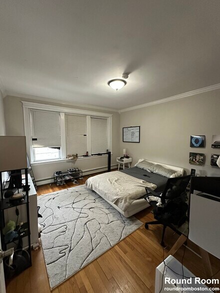 Primary Photo - 1653 Commonwealth Ave