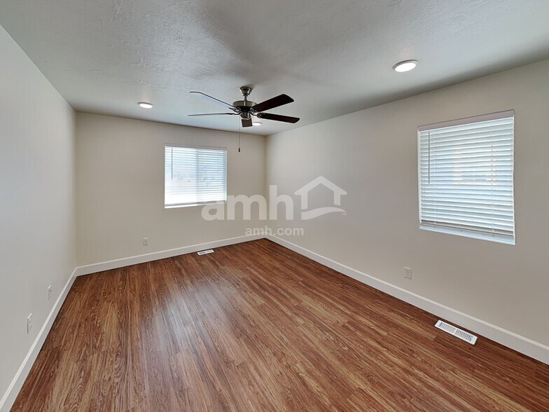 Building Photo - 7357 S Copper Rim Dr
