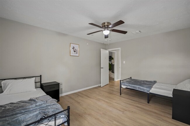 Building Photo - 22114 Merrymount Dr