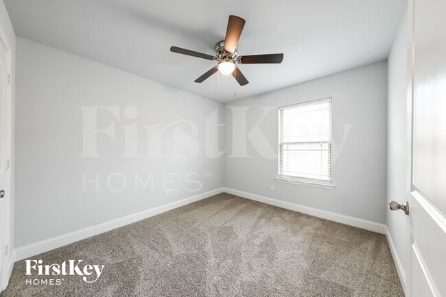 Building Photo - 6014 Kemrock Dr