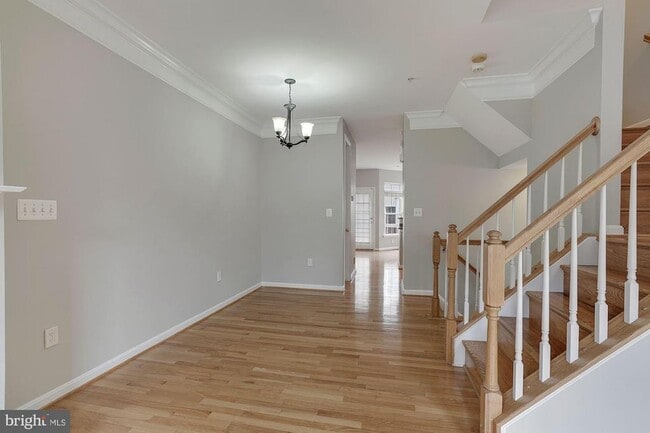 Building Photo - 211 Medlock Ln