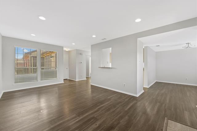 Building Photo - 1001 Weston Dr