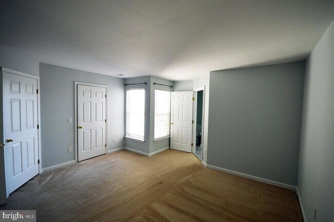 Building Photo - 106 Cagney Terrace SE