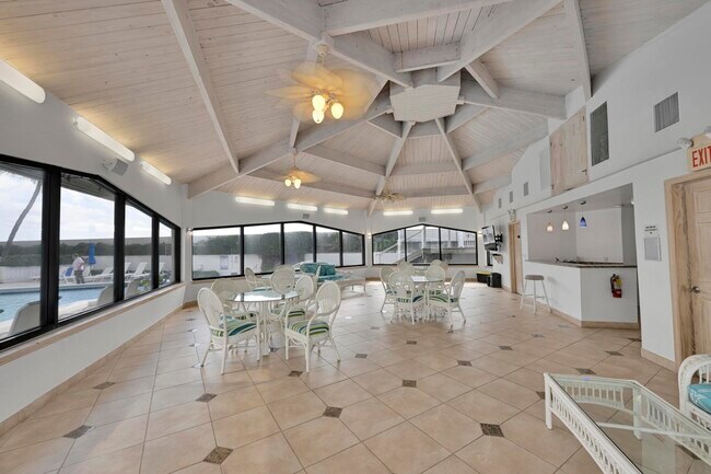 Building Photo - 3590 S Ocean Blvd