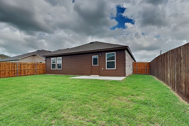 Building Photo - Brand-New Luxury Living in Northwest ISD!