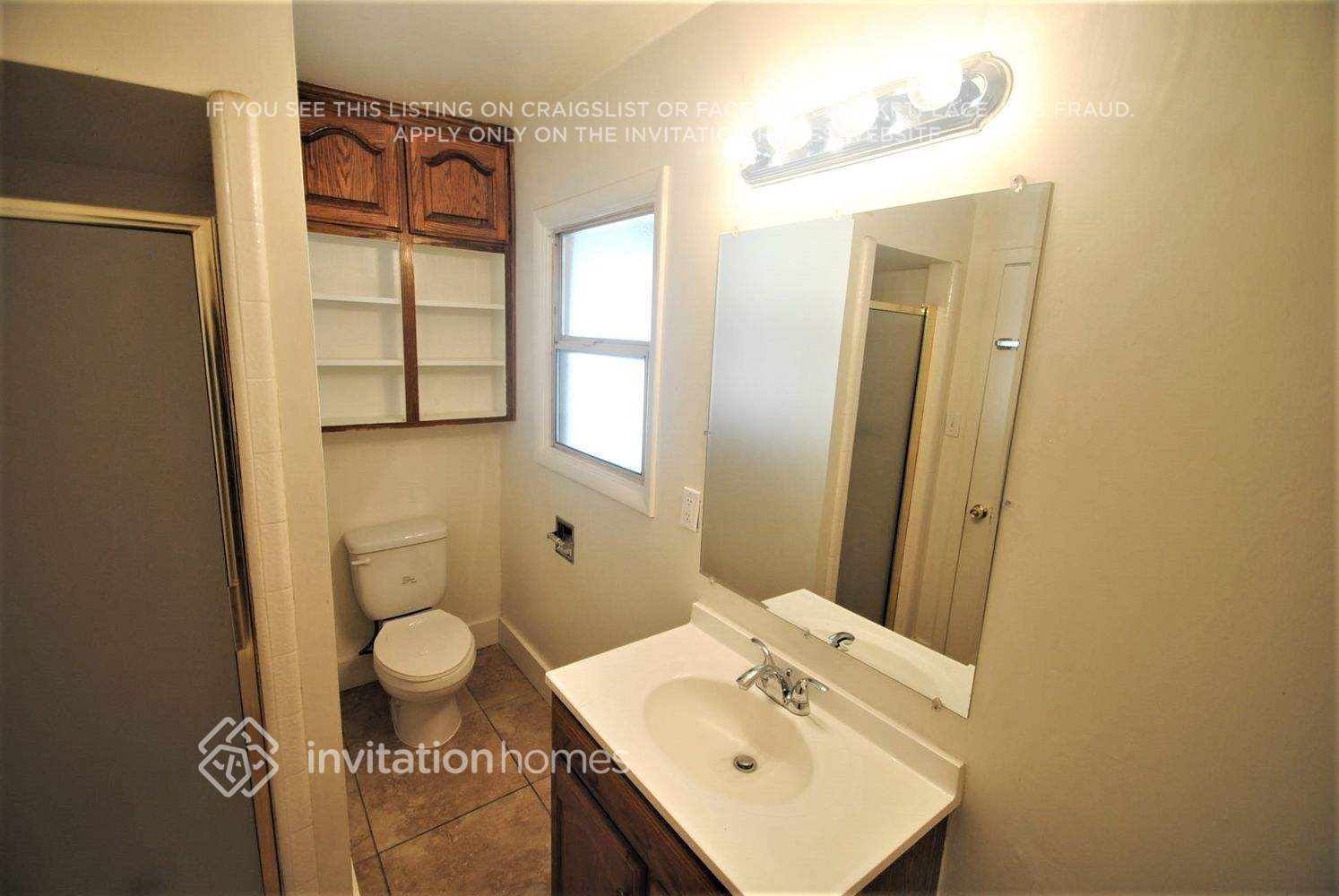 Building Photo - 2223 Juliesse Ave